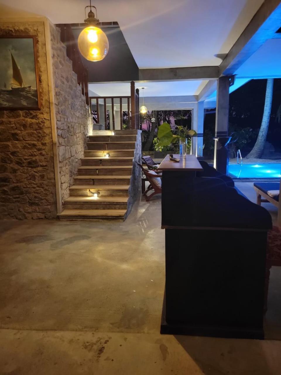 Red Sun Beach Villa Kosgoda Exterior photo
